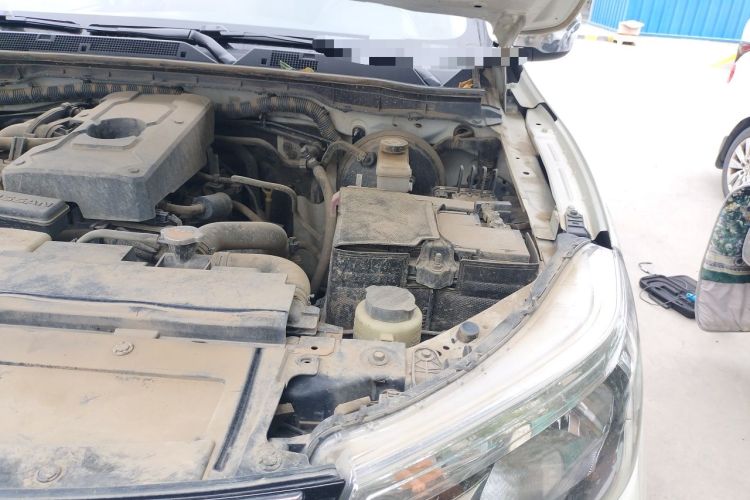 Used Nissan Terra 2020 2.5L XL Upper 4WD Automatic Four-Wheel Drive Luxury Edition Engine Bay Left
