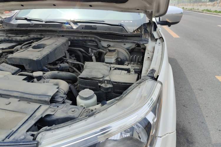 Used Nissan Terra 2020 2.5L XL Upper 4WD Automatic Four-Wheel Drive Luxury Edition Engine Bay Left