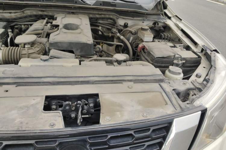 Used Nissan Terra 2020 2.5L XL Upper 4WD Automatic Four-Wheel Drive Luxury Edition Engine Bay Left