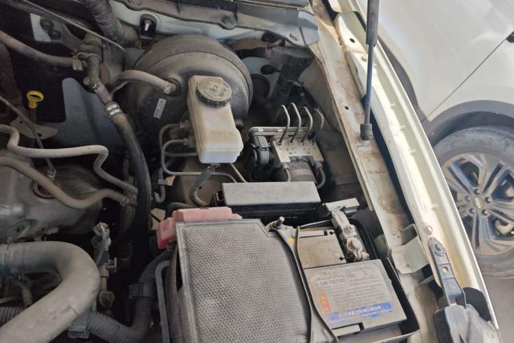Used Nissan Terra 2020 2.5L XL Upper 4WD Automatic Four-Wheel Drive Luxury Edition Engine Bay Left