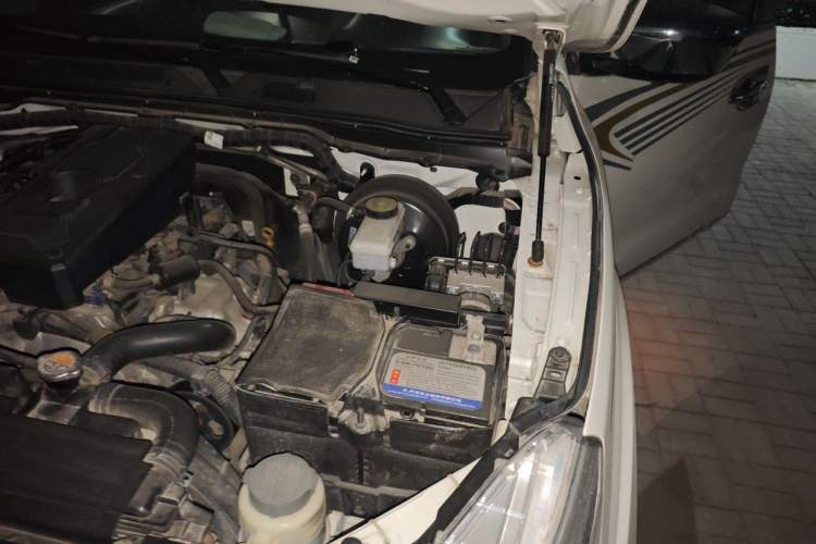 Used Nissan Terra 2020 2.5L XL Upper 4WD Automatic Four-Wheel Drive Luxury Edition Engine Bay Left