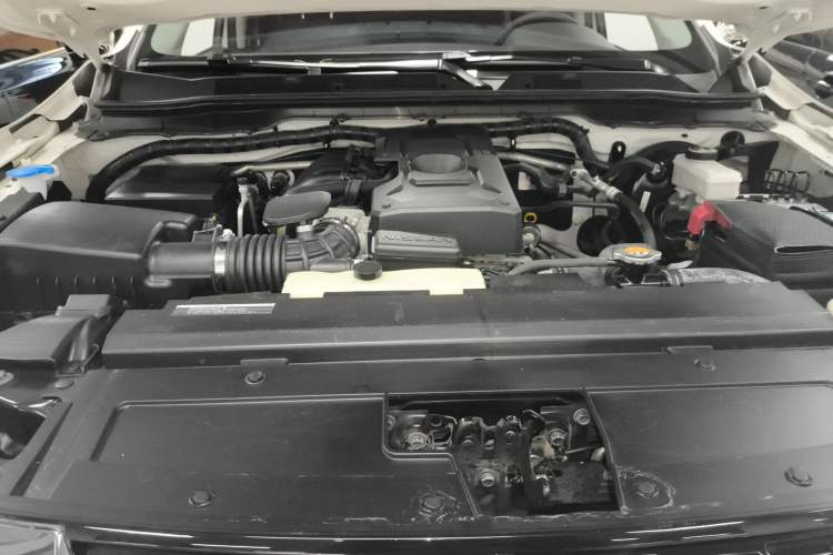 Used Nissan Terra 2020 2.5L XV 4WD Automatic Four-Wheel Drive Flagship Edition Engine Bay