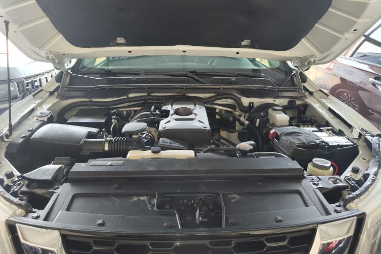 Used Nissan Terra 2020 2.5L XL Upper 4WD Automatic Four-Wheel Drive Luxury Edition Engine Bay