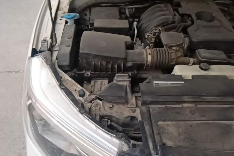Used Nissan Terra 2020 2.5L XL Upper 4WD Automatic Four-Wheel Drive Luxury Edition Engine Bay Right