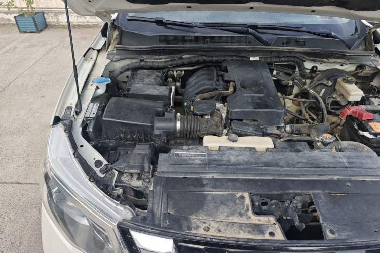 Used Nissan Terra 2020 2.5L XL Upper 4WD Automatic Four-Wheel Drive Luxury Edition Engine Bay Right