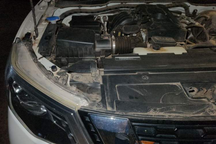 Used Nissan Terra 2020 2.5L XL Upper 4WD Automatic Four-Wheel Drive Luxury Edition Engine Bay Right