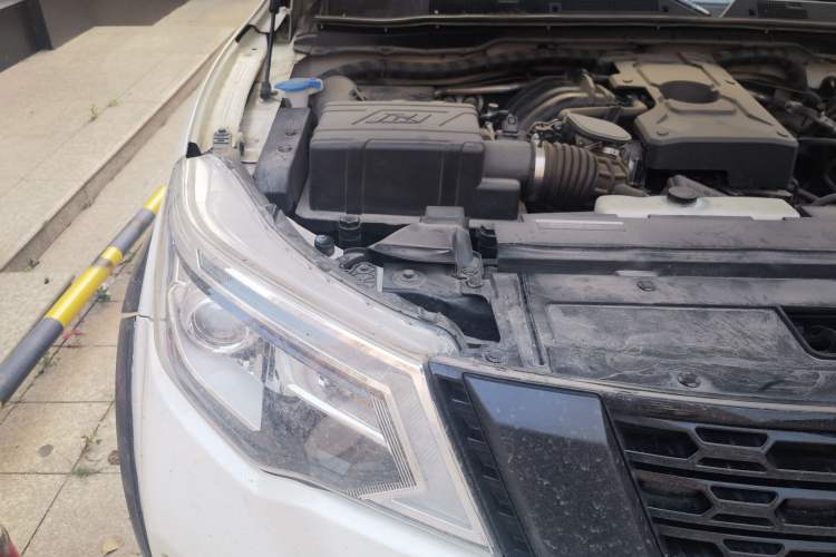 Used Nissan Terra 2020 2.5L XV 4WD Automatic Four-Wheel Drive Flagship Edition Engine Bay Right