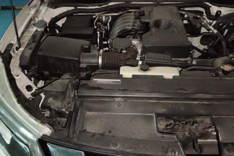 Used Nissan Terra 2020 2.5L XV 4WD Automatic Four-Wheel Drive Flagship Edition Engine Bay Right