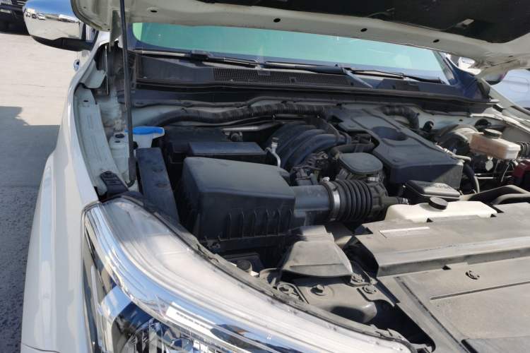 Used Nissan Terra 2020 2.5L XL Upper 4WD Automatic Four-Wheel Drive Luxury Edition Engine Bay Right