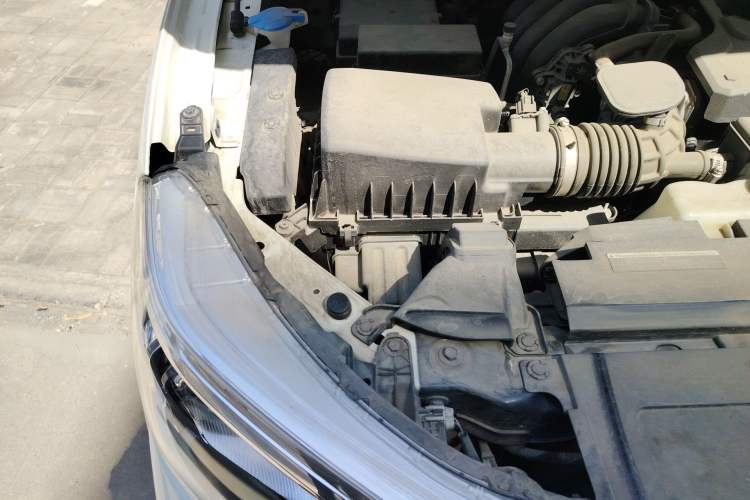 Used Nissan Terra 2020 2.5L XL Upper 4WD Automatic Four-Wheel Drive Luxury Edition Engine Bay Right