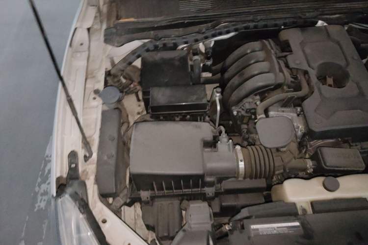 Used Nissan Terra 2020 2.5L XL Upper 4WD Automatic Four-Wheel Drive Luxury Edition Engine Bay Right