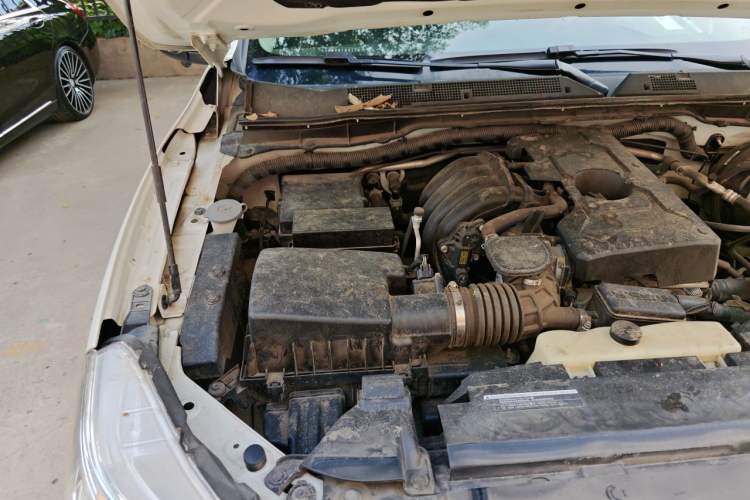 Used Nissan Terra 2020 2.5L XL Upper 4WD Automatic Four-Wheel Drive Luxury Edition Engine Bay Right