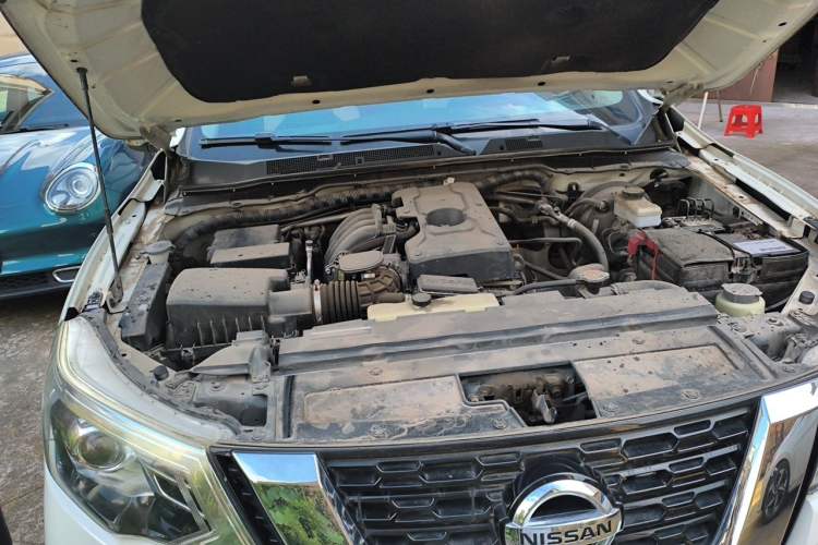 Used Nissan Terra 2020 2.5L XL Upper Automatic Two-Wheel Drive Luxury Edition Engine Bay Right