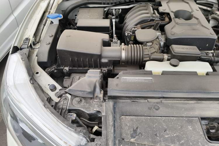 Used Nissan Terra 2020 2.5L XL Upper 4WD Automatic Four-Wheel Drive Luxury Edition Engine Bay Right