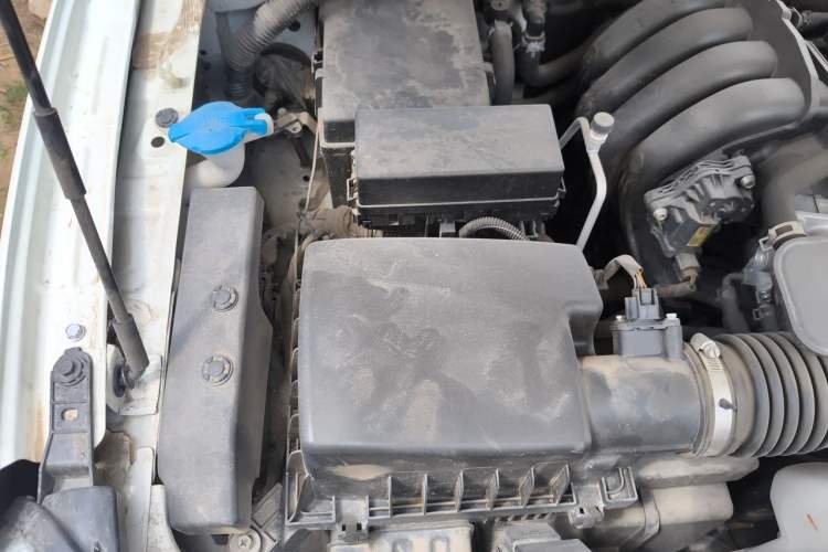 Used Nissan Terra 2020 2.5L XL Upper Automatic Two-Wheel Drive Luxury Edition Engine Bay Right