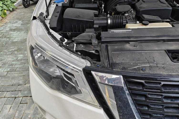Used Nissan Terra 2020 2.5L XL Upper 4WD Automatic Four-Wheel Drive Luxury Edition Engine Bay Right