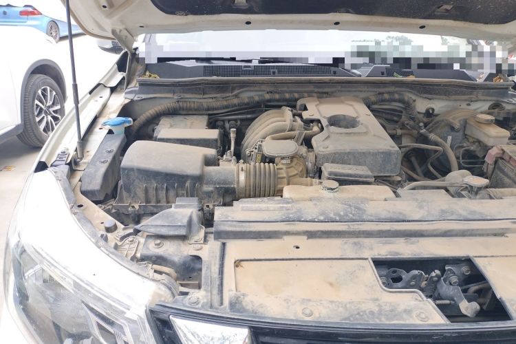 Used Nissan Terra 2020 2.5L XL Upper 4WD Automatic Four-Wheel Drive Luxury Edition Engine Bay Right