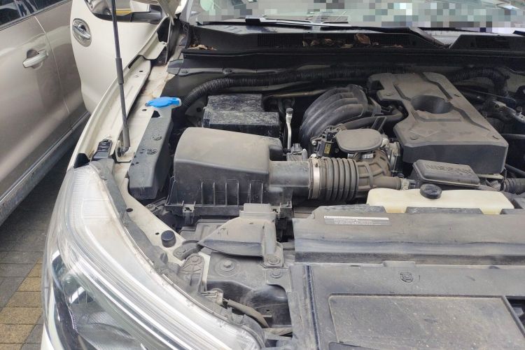 Used Nissan Terra 2020 2.5L XL Upper Automatic Two-Wheel Drive Luxury Edition Engine Bay Right