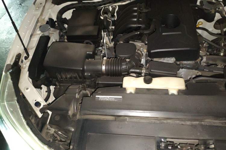 Used Nissan Terra 2020 2.5L XL Upper 4WD Automatic Four-Wheel Drive Luxury Edition Engine Bay Right