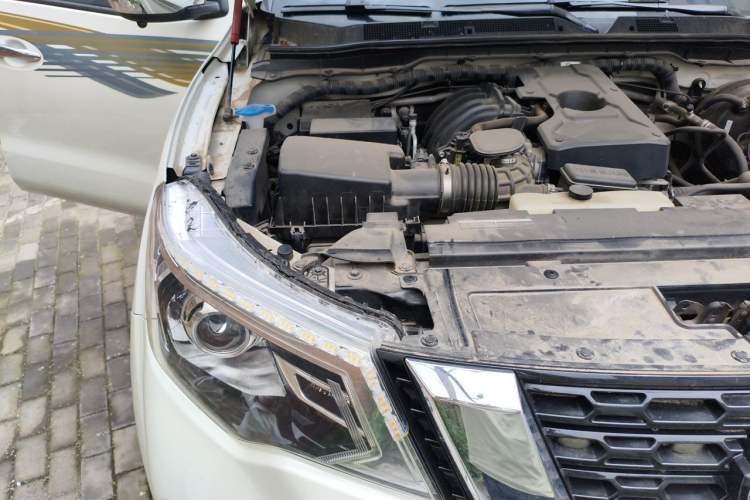 Used Nissan Terra 2020 2.5L XL Upper Automatic Two-Wheel Drive Luxury Edition Engine Bay Right