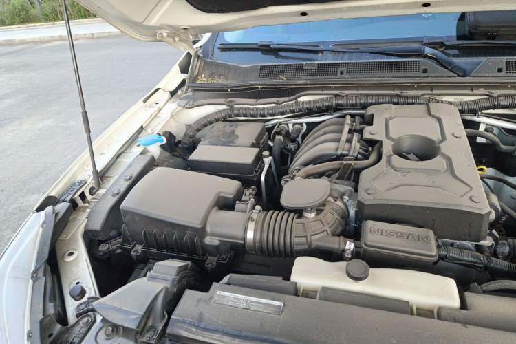 Used Nissan Terra 2020 2.5L XL Upper 4WD Automatic Four-Wheel Drive Luxury Edition Engine Bay Right