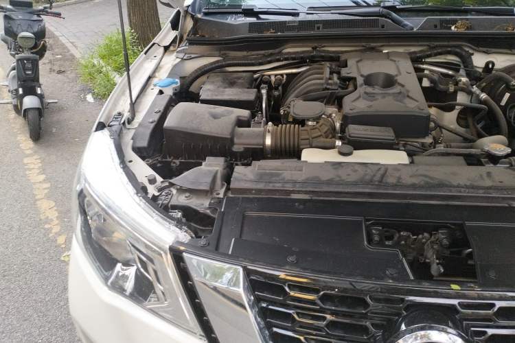 Used Nissan Terra 2020 2.5L XL Upper 4WD Automatic Four-Wheel Drive Luxury Edition Engine Bay Right