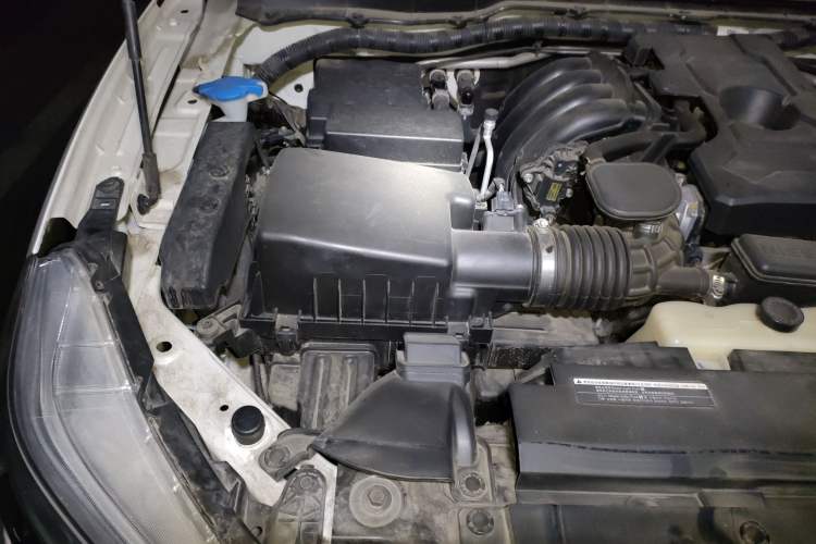 Used Nissan Terra 2020 2.5L XL Upper Automatic Two-Wheel Drive Luxury Edition Engine Bay Right