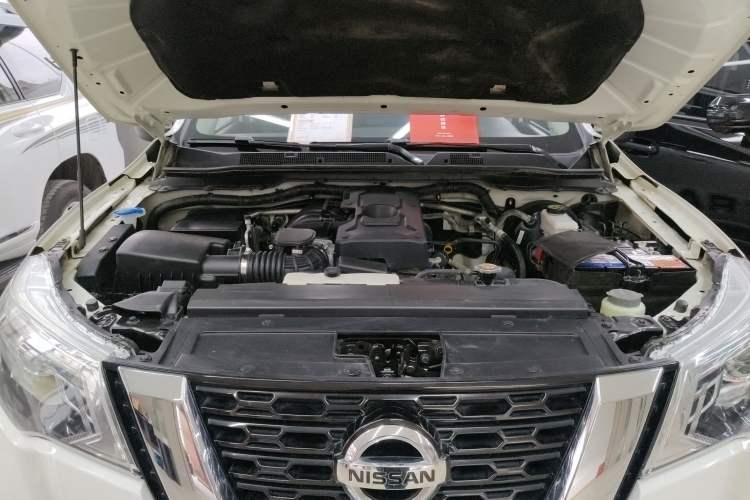 Used Nissan Terra 2020 2.5L XE Manual Two-Wheel-Drive Elite Edition Engine Bay
