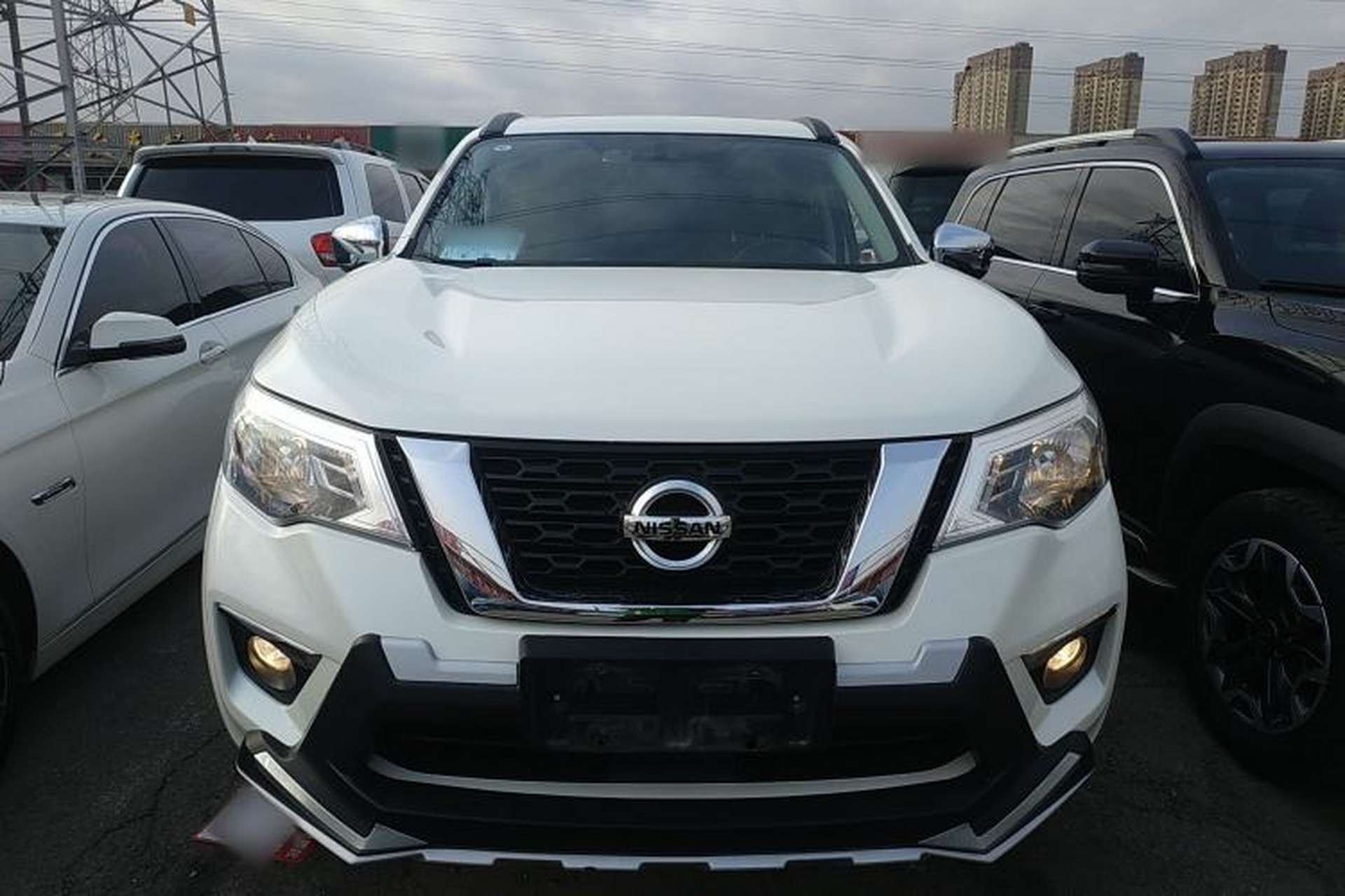 Used Nissan Terra 2020 2.5L XL Upper 4WD Automatic Four-Wheel Drive Luxury Edition Exterior 1