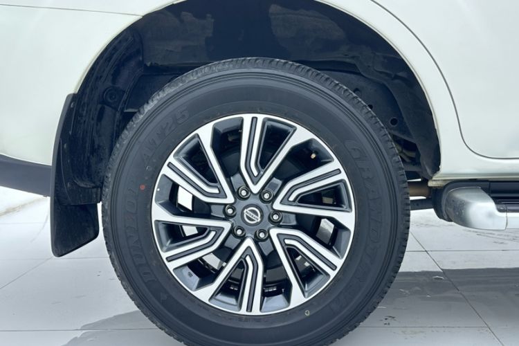 Used Nissan Terra 2020 2.5L XE Manual Two-Wheel-Drive Elite Edition Exterior 1
