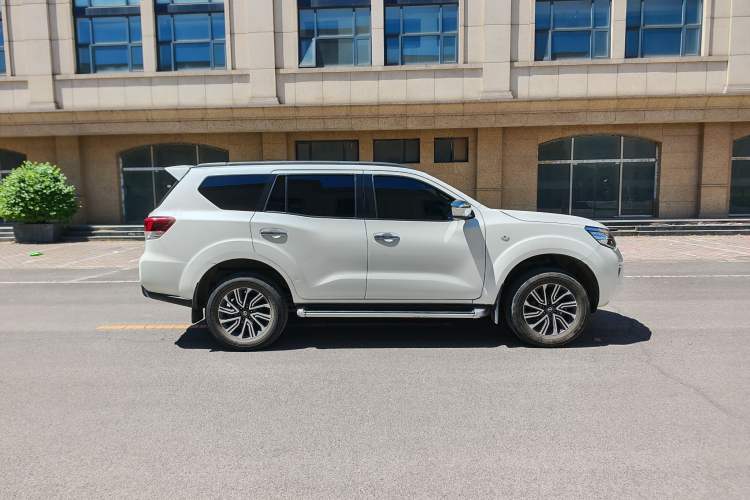 Used Nissan Terra 2020 2.5L XL Upper 4WD Automatic Four-Wheel Drive Luxury Edition Exterior 2