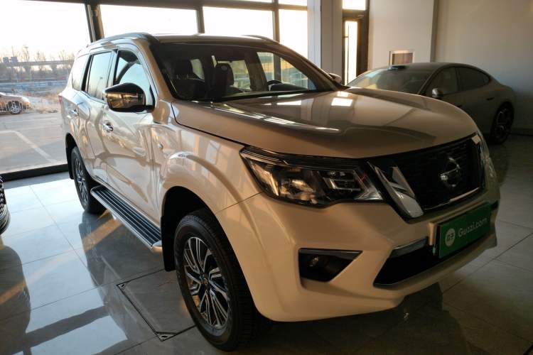Used Nissan Terra 2020 2.5L XL Upper Automatic Two-Wheel Drive Luxury Edition Exterior 2