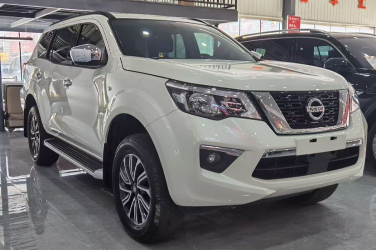 Used Nissan Terra 2020 2.5L XL Upper 4WD Automatic Four-Wheel Drive Luxury Edition Exterior 2