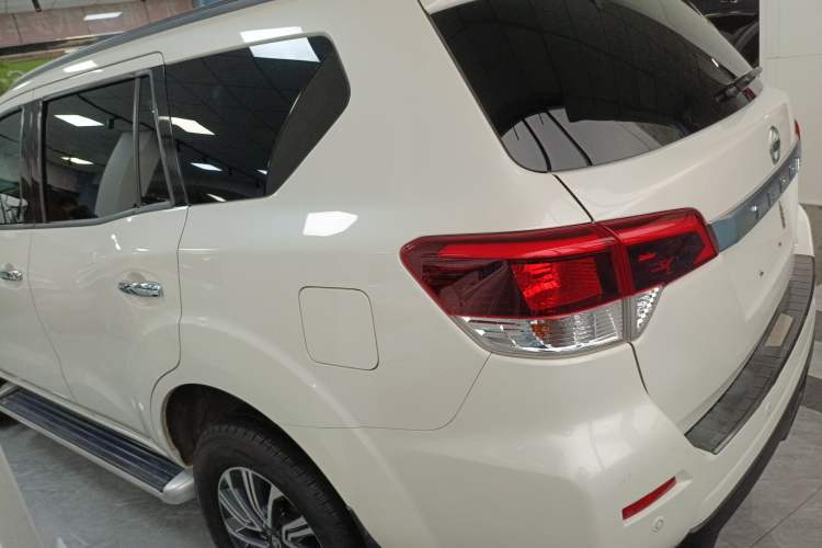 Used Nissan Terra 2020 2.5L XL Upper Automatic Two-Wheel Drive Luxury Edition Exterior 3