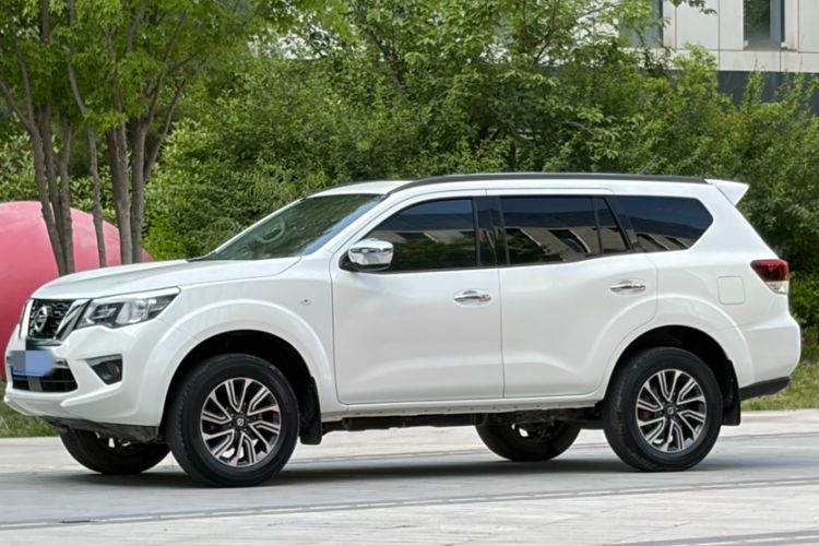 Used Nissan Terra 2020 2.5L XL Upper Automatic Two-Wheel Drive Luxury Edition Exterior 3