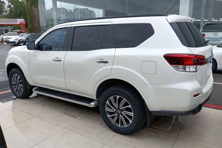 Used Nissan Terra 2020 2.5L XL Upper 4WD Automatic Four-Wheel Drive Luxury Edition Exterior 3