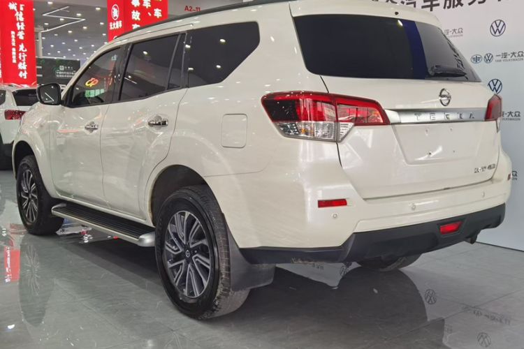 Used Nissan Terra 2020 2.5L XL Upper 4WD Automatic Four-Wheel Drive Luxury Edition Exterior 3