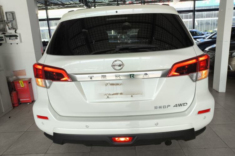 Used Nissan Terra 2020 2.5L XL Upper 4WD Automatic Four-Wheel Drive Luxury Edition Exterior 4