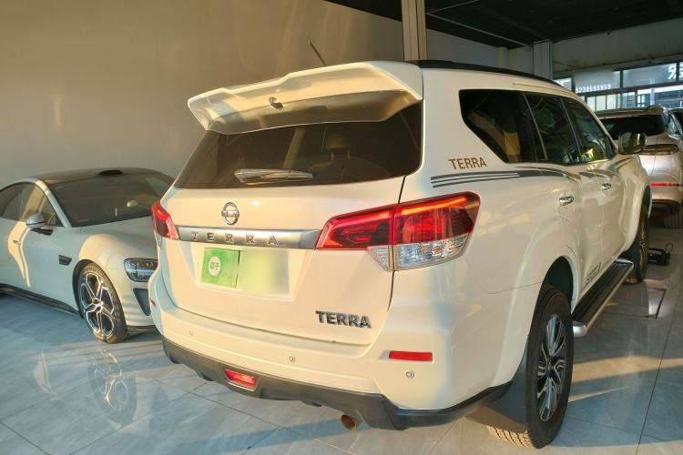 Used Nissan Terra 2020 2.5L XL Upper Automatic Two-Wheel Drive Luxury Edition Exterior 4