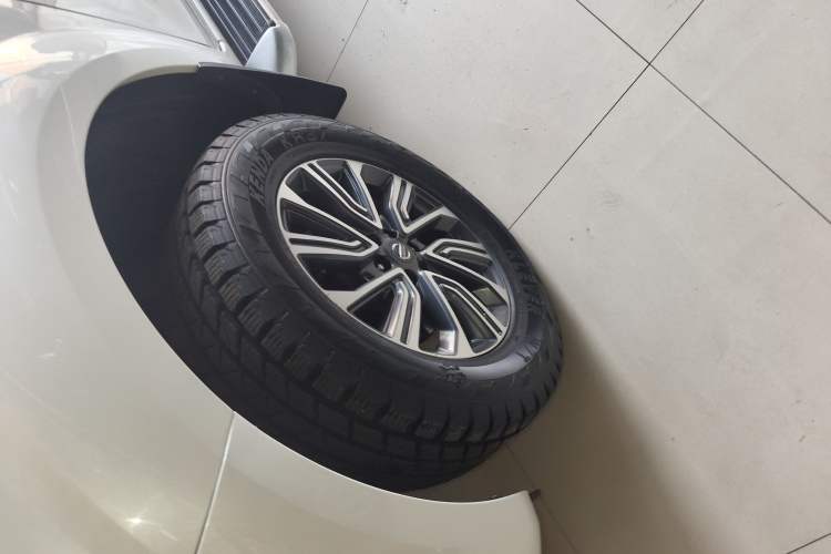 Used Nissan Terra 2020 2.5L XL Upper 4WD Automatic Four-Wheel Drive Luxury Edition Exterior 4