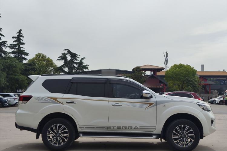 Used Nissan Terra 2020 2.5L XL Upper 4WD Automatic Four-Wheel Drive Luxury Edition Exterior 5