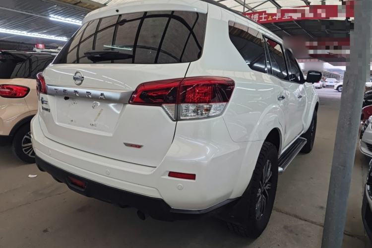 Used Nissan Terra 2020 2.5L XV Automatic 2WD Smart Edition Exterior 5