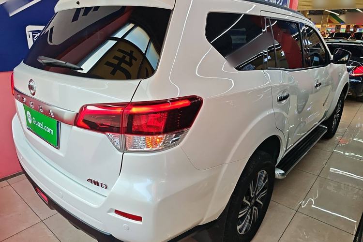 Used Nissan Terra 2020 2.5L XL Upper 4WD Automatic Four-Wheel Drive Luxury Edition Exterior 5