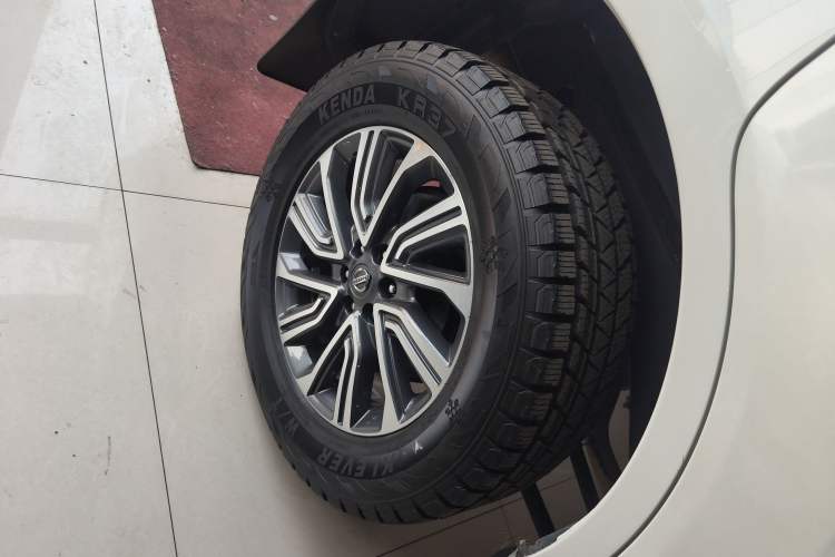 Used Nissan Terra 2020 2.5L XL Upper 4WD Automatic Four-Wheel Drive Luxury Edition Exterior 5