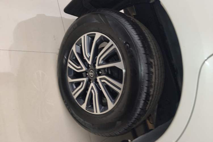 Used Nissan Terra 2020 2.5L XV 4WD Automatic Four-Wheel Drive Flagship Edition Exterior 5