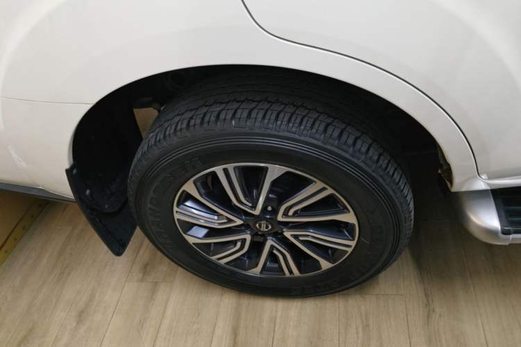 Used Nissan Terra 2020 2.5L XV 4WD Automatic Four-Wheel Drive Flagship Edition Exterior 5