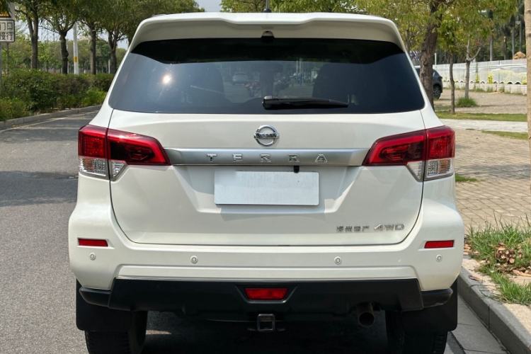 Used Nissan Terra 2020 2.5L XL Upper 4WD Automatic Four-Wheel Drive Luxury Edition Exterior 6
