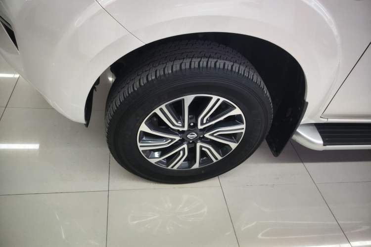 Used Nissan Terra 2020 2.5L XL Upper Automatic Two-Wheel Drive Luxury Edition Exterior 7