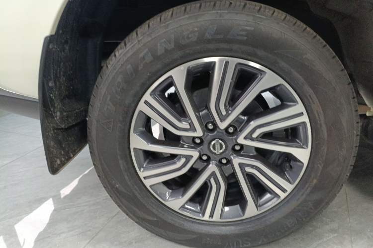 Used Nissan Terra 2020 2.5L XL Upper Automatic Two-Wheel Drive Luxury Edition Exterior 8
