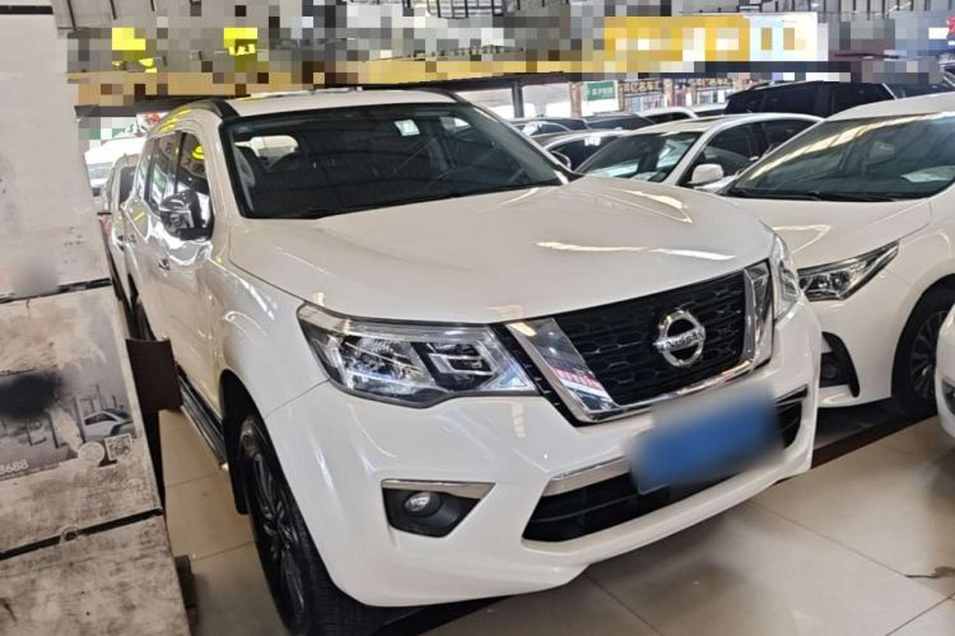 Used Nissan Terra 2020 2.5L XL Upper 4WD Automatic Four-Wheel Drive Luxury Edition Front Right 45 Deg